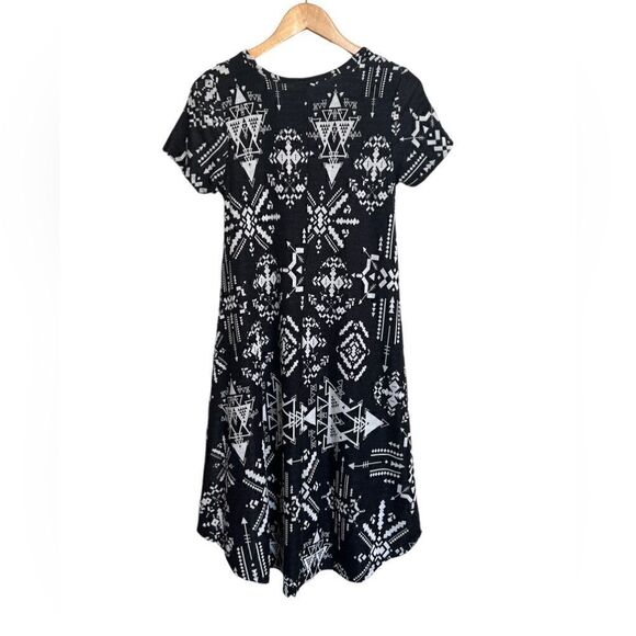 LuLaRoe Black and White Aztec Print Carly Dress Size XS - Picture 6 of 6